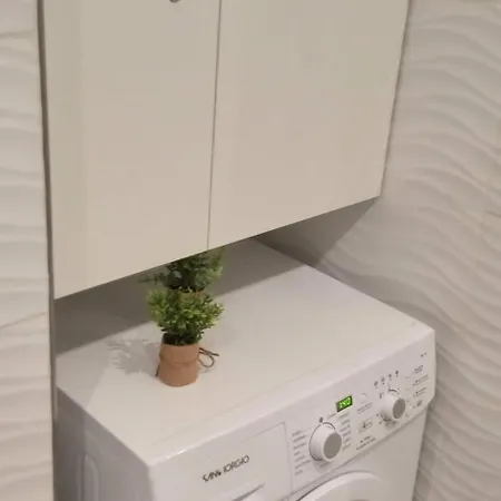 Akihome Portanova