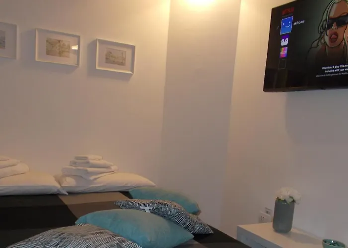 아파트 Akihome Portanova *