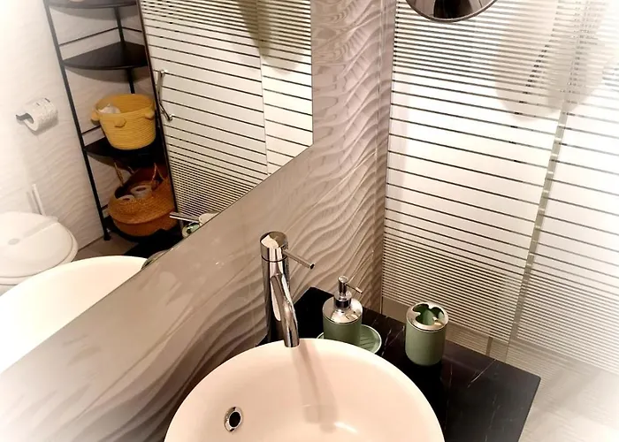 아파트 Akihome Portanova *